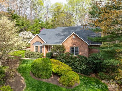 118 Braeside Circle