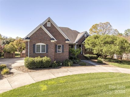124 Hidden Pastures Drive