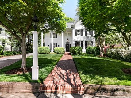 2037 Beverly Drive