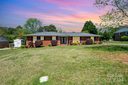 3409 Oak Tree Trail sold home in Matthews, SC