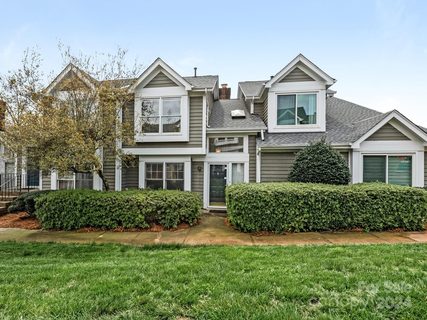 7283 Meeting Street