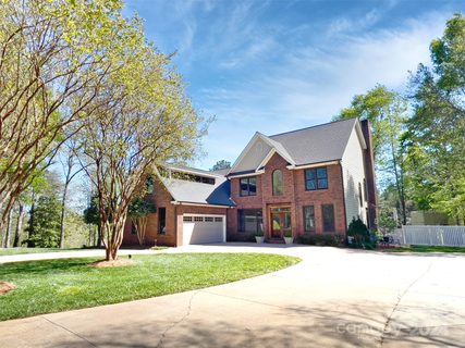 484 Chisholm Trail sold home in West Gate, Rutherfordton, NC
