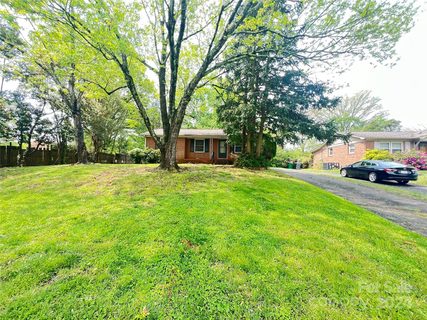 3814 Topsfield Road