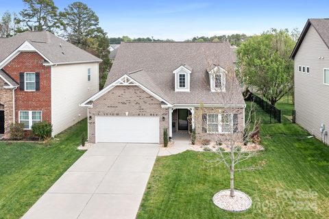 2187 Laurens Drive sold home in Pelhem Pointe, Concord, NC