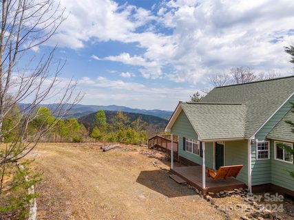 120 Sunrise Lane