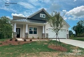 196 White Apple Way BF5 #81
