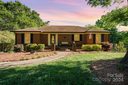 121 Scottsmoor Drive sold home in Charlotte, SC