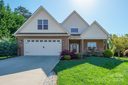 1030 12th Avenue Drive sold home in Hickory, SC