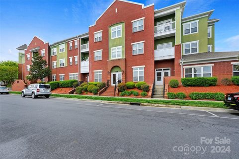 3805 Balsam Street 219