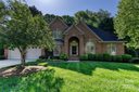 729 Hanna Woods Drive sold home in Cramerton, SC