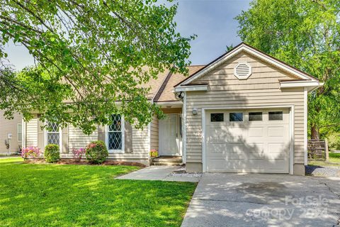 1591 Crestdale Road sold home in Cantrell Court, Rock Hill, SC