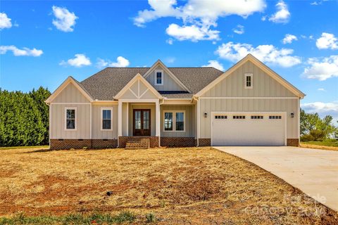 104 Capstone Court sold home in Carters Farm, Statesville, NC