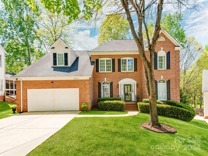8927 Glade Court