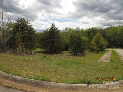 000 Saltwood Drive sold land listing in Thornbury Village, Hickory, NC