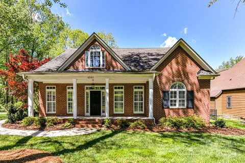 4940 Spalding Place sold home in Sharonwood Acres, Charlotte, NC