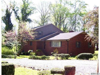 405 Edgemont Drive