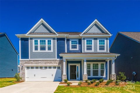 492 Ballyward Drive