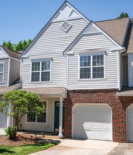 8814 Scotch Heather Way sold townhome in Southgate Commons, Charlotte, NC