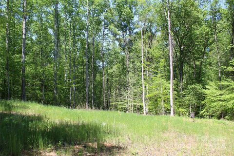 Homes in Jeff Davis, Clover