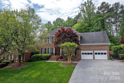 9236 Tillot Drive sold home in Benton Woods, Matthews, NC