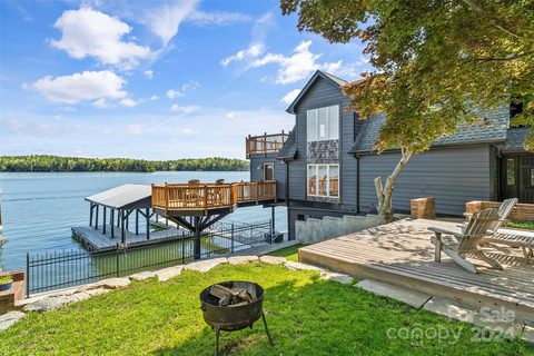 6341 N Shore Drive sold home in Holiday Shores, Nebo, NC