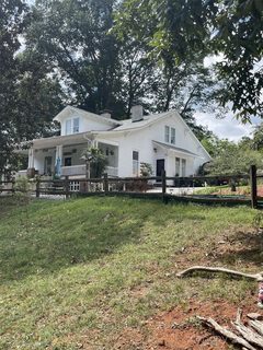 108 River Edge Drive