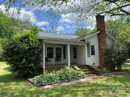 935 Old Charlotte Road sold home in Highland Park, Concord, NC