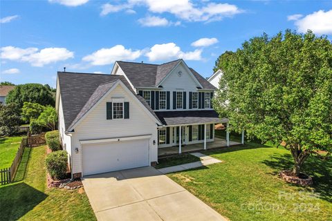 4107 Desert Rose Court