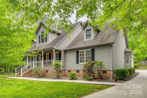 851 Old Cedar Circle sold home in The Timbers, York, SC