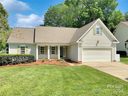 6728 Sweetfield Drive sold home in Charlotte, SC