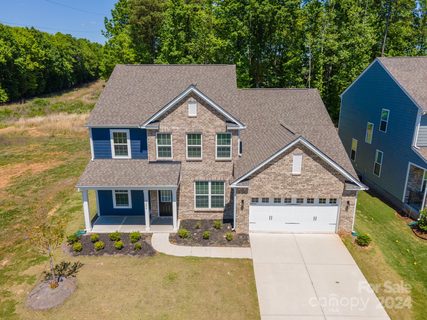 3206 Falling Stone Circle