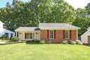 615 Winter Wood Drive sold home in Matthews, SC