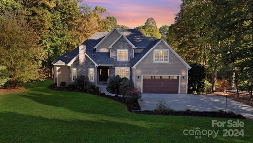 2676 Camden Pointe Drive sold home in Lakepointe South, Sherrills Ford, NC