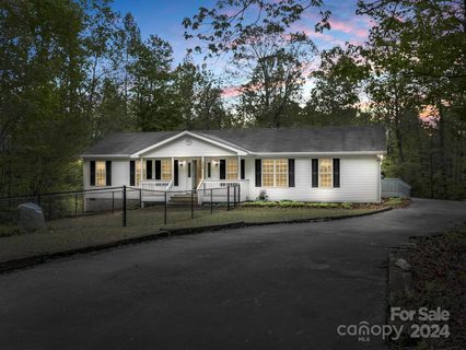 148 Roan Drive sold home in Laurel Lakes, Lake Lure, NC