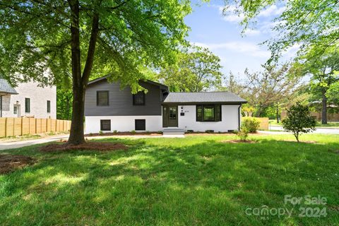 4555 Emory Lane sold home in Churchill Downs, Charlotte, NC