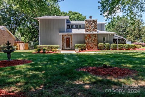 3412 Chilham Place
