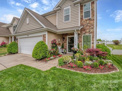 12428 Caracara Court sold home in Falcon Ridge, Charlotte, NC