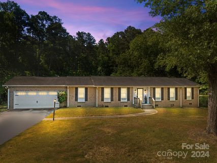 8691 Hills Dell Drive sold home in Hills Dell, Concord, NC