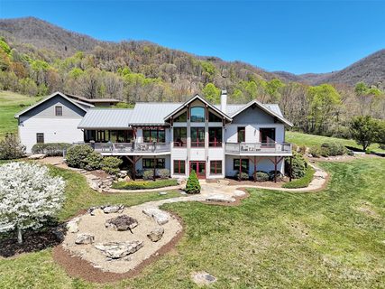 12 Rolling Meadow Lane sold home in Triple Creek Meadows, Clyde, NC