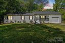 2417 Ashford Drive sold home in Concord, SC