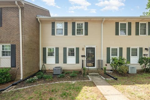 1806 Sabrina Court