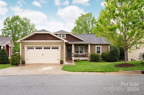 46 Asher Lane sold home in Cottages at Glenn Oaks, Arden, NC