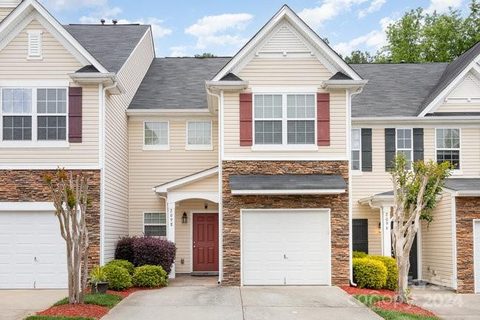 2098 Shady Pond Drive 50 sold townhome in Harpers Mill, Lake Wylie, SC