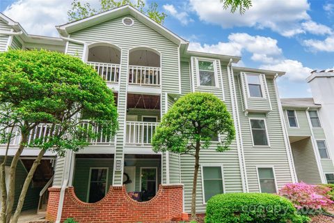 430 Queens Road 322 sold home in Myers Park Manor, Charlotte, NC