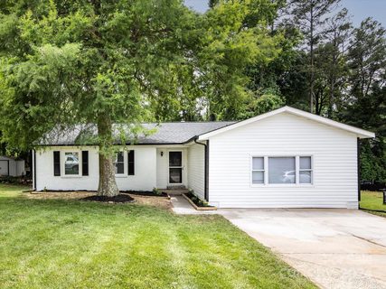 1212 Farmfield Lane sold home in Olde Concord, Charlotte, NC