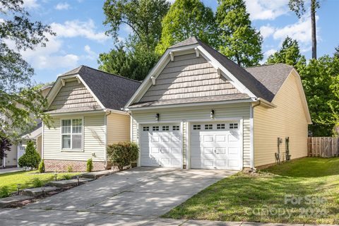 2539 Winding River Drive