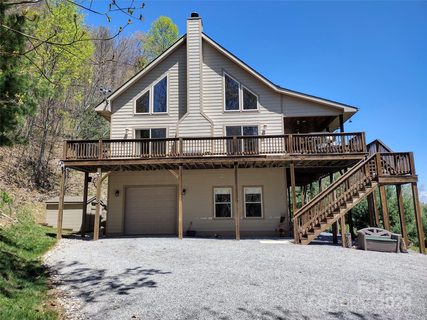 390 Peacock Lane sold home in Peacock Mountain Development, Burnsville, NC
