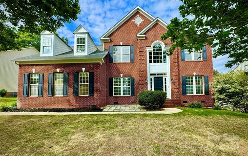 1002 Aldridge Court