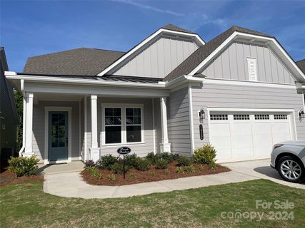 1022 Lake Como Drive