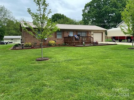517 W Main Street sold home in Carolina Terraces, Maiden, NC